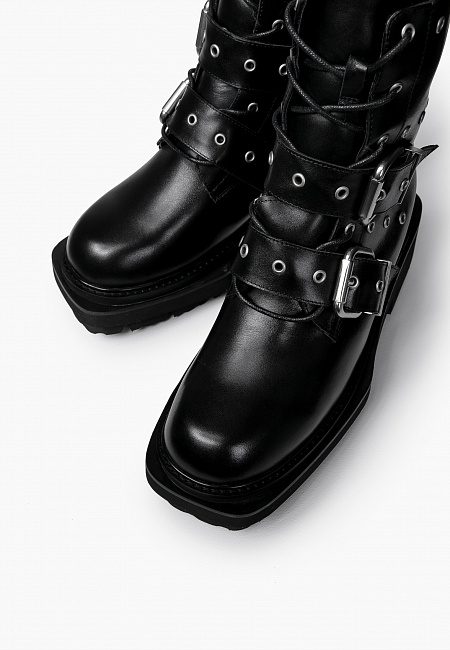 Ботинки
